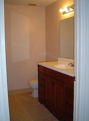 5th image of 1061 Sorrento Dr