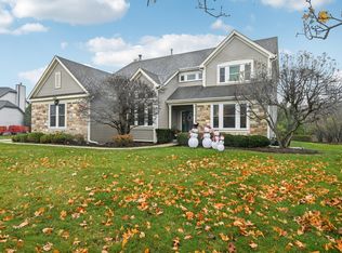 14355 Spring Meadow Ct, Libertyville, IL 60048