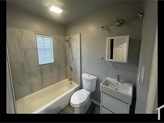 3 bed, 891 sqft, $1,195 — Photo 4