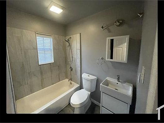 4th image of 2531 Frisco Ave