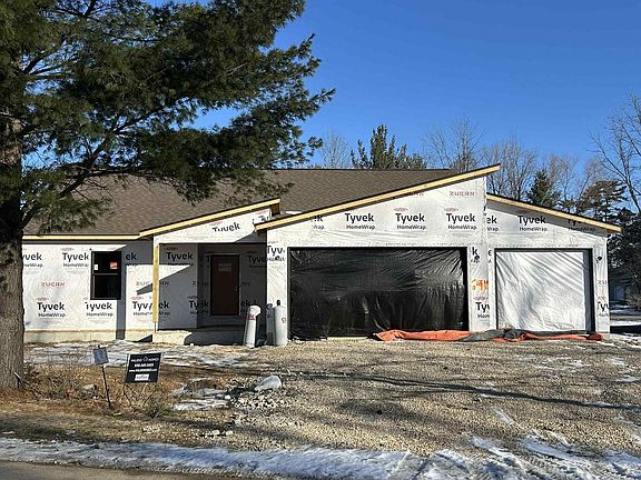 4th image of 640 Fiddlehead Court