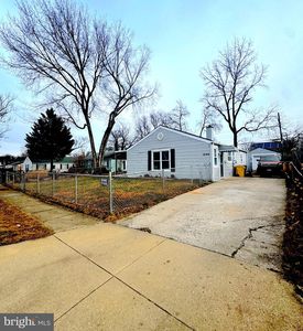 1046 Thomas Rd, Glen Burnie, MD, 21060