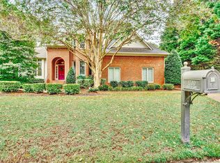 1700 Jermyn Ln, Virginia Beach, VA 23454