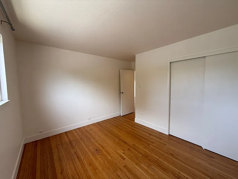 3138 California St #2 — Photo 13