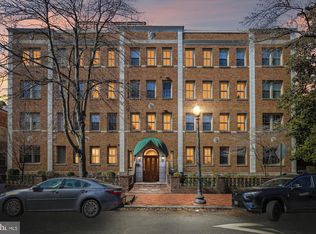 18 9th St NE APT 207, Washington, DC 20002