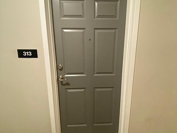 4th image of 501 Frontenac St #313