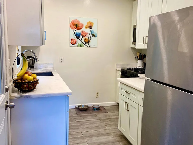 109 Frisbie St #109 — Photo 6