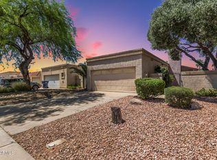 1752 W Los Arboles Ct, Chandler, AZ 85224