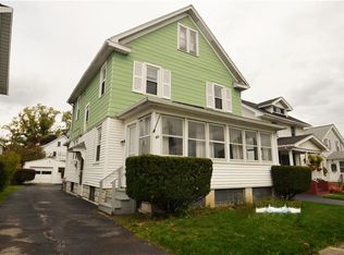 90 Falstaff Rd, Rochester, NY 14609