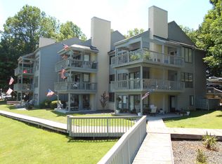 75 Dockside Cir, Moneta, VA 24121