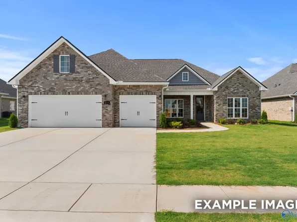 201 Applewood Ct, Huntsville, AL 35811