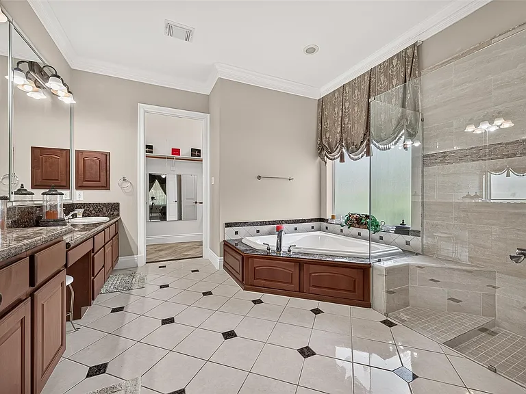 5303 Fenwick Way Ct — Photo 36