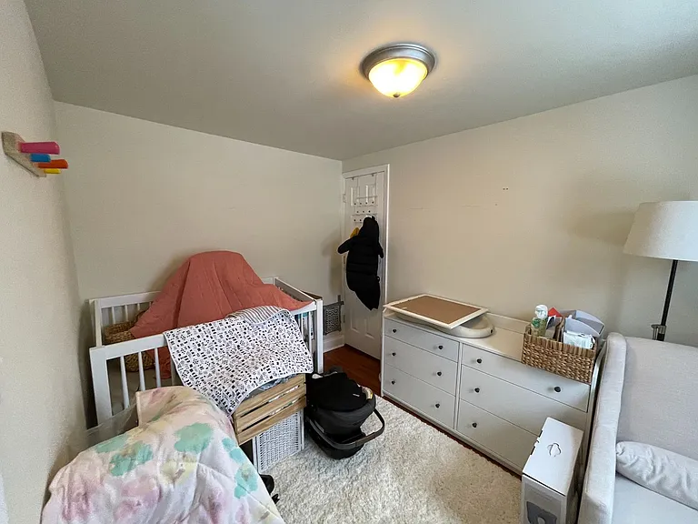 852 Martin Ave — Photo 32
