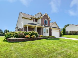 9135 Meadow View Ln, Saline, MI