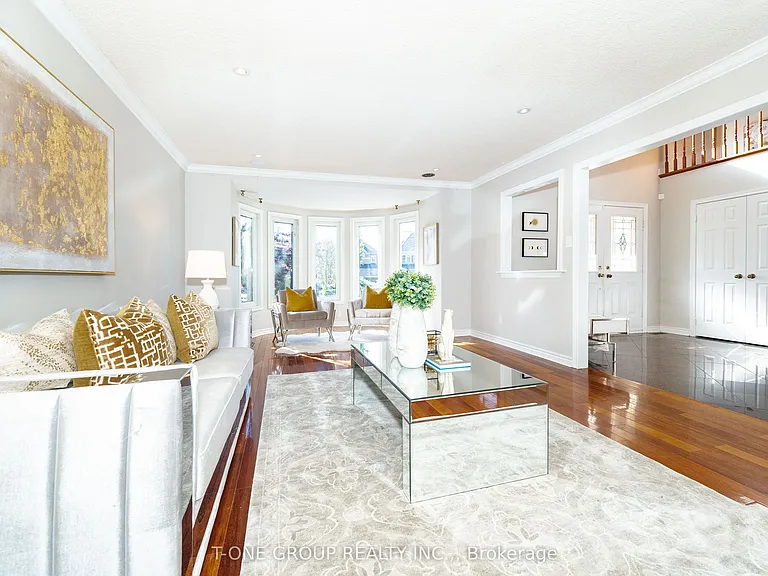 382 Elgin Mills Rd W — Photo 9