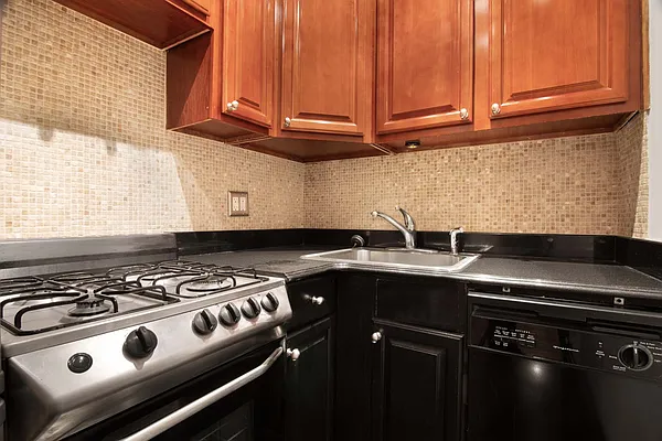 Rented by WAM Partners - William Moses Co. | media 30