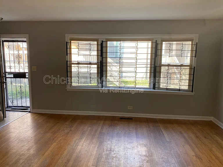 9040 S Dauphin Ave #D — Photo 11