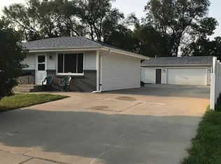 309 Nelson St, Lincoln, NE 68521
