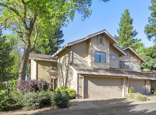 1932 University Park Dr, Sacramento, CA