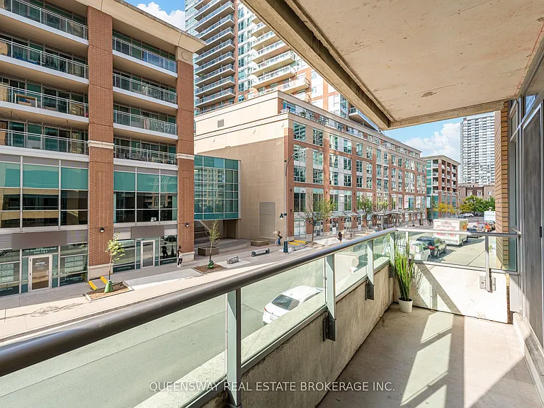 69 Lynn Williams St #211 — Photo 15