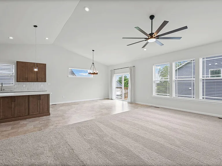 538 Ryehill Dr — Photo 20