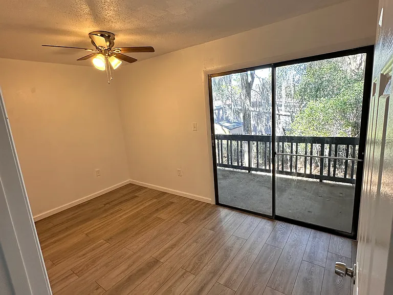 2811 SW Archer Rd #Z246 — Photo 4