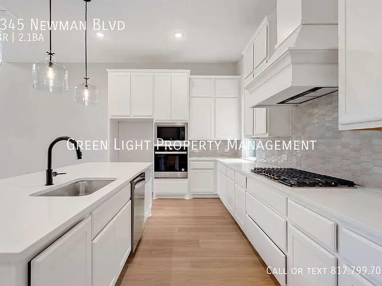 4345 Newman Blvd — Photo 9