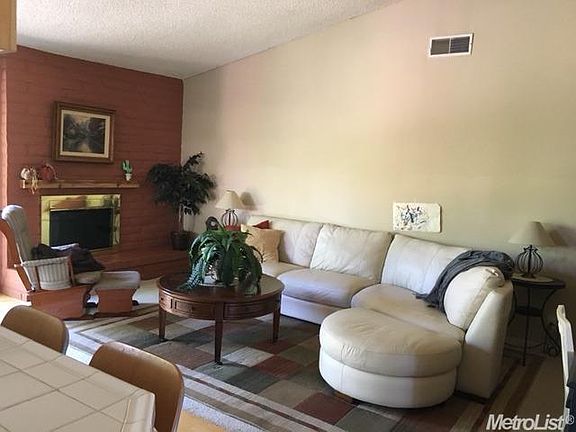 5th image of 2527 Madrone Ave