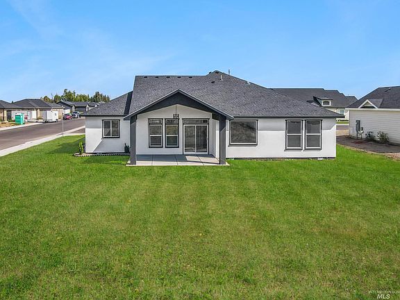 5th image of 1521 Lavender St