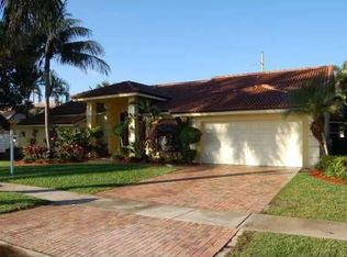 581 NW 110th Ave, Plantation, FL 33324