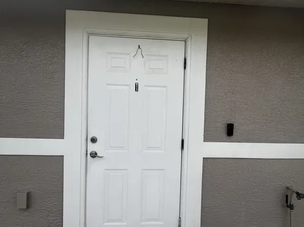 1019 SE 11th St #2, Cape Coral, FL 33990