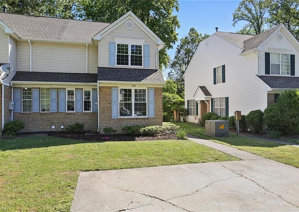 1st image of 136 Creekstone Dr