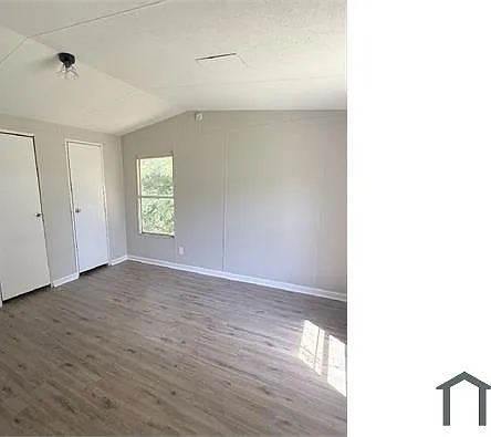 13 Camden Dr — Photo 6