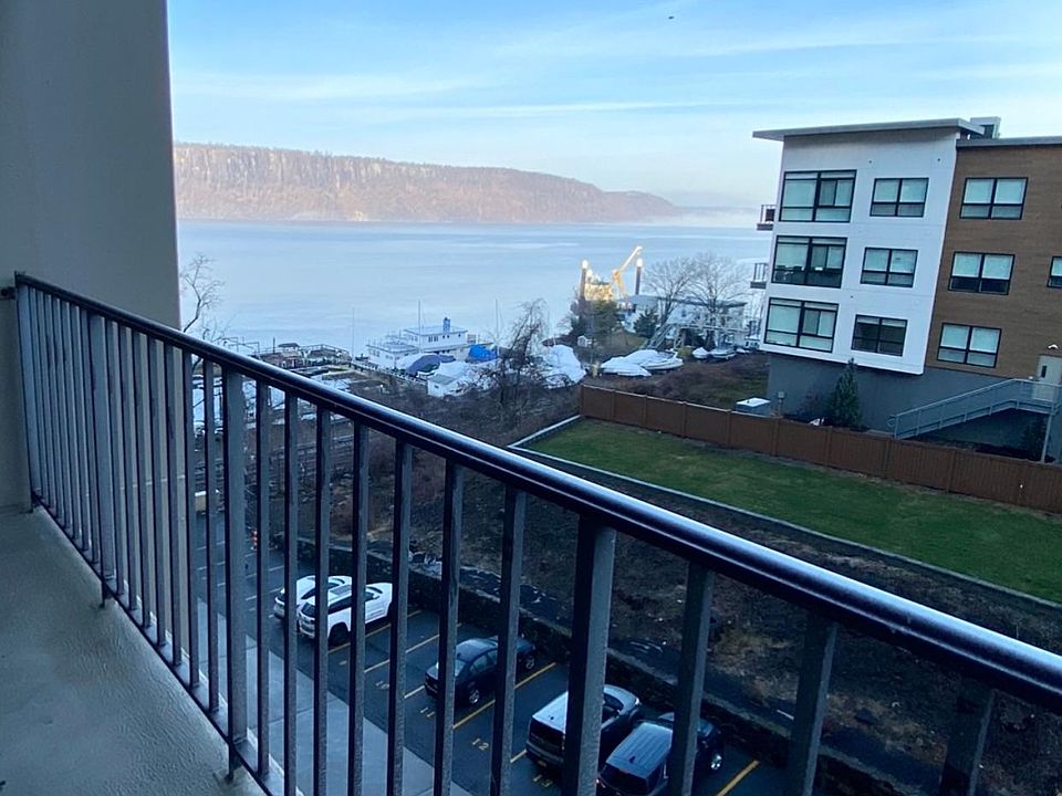2nd image of 1155 Warburton Ave APT 4C