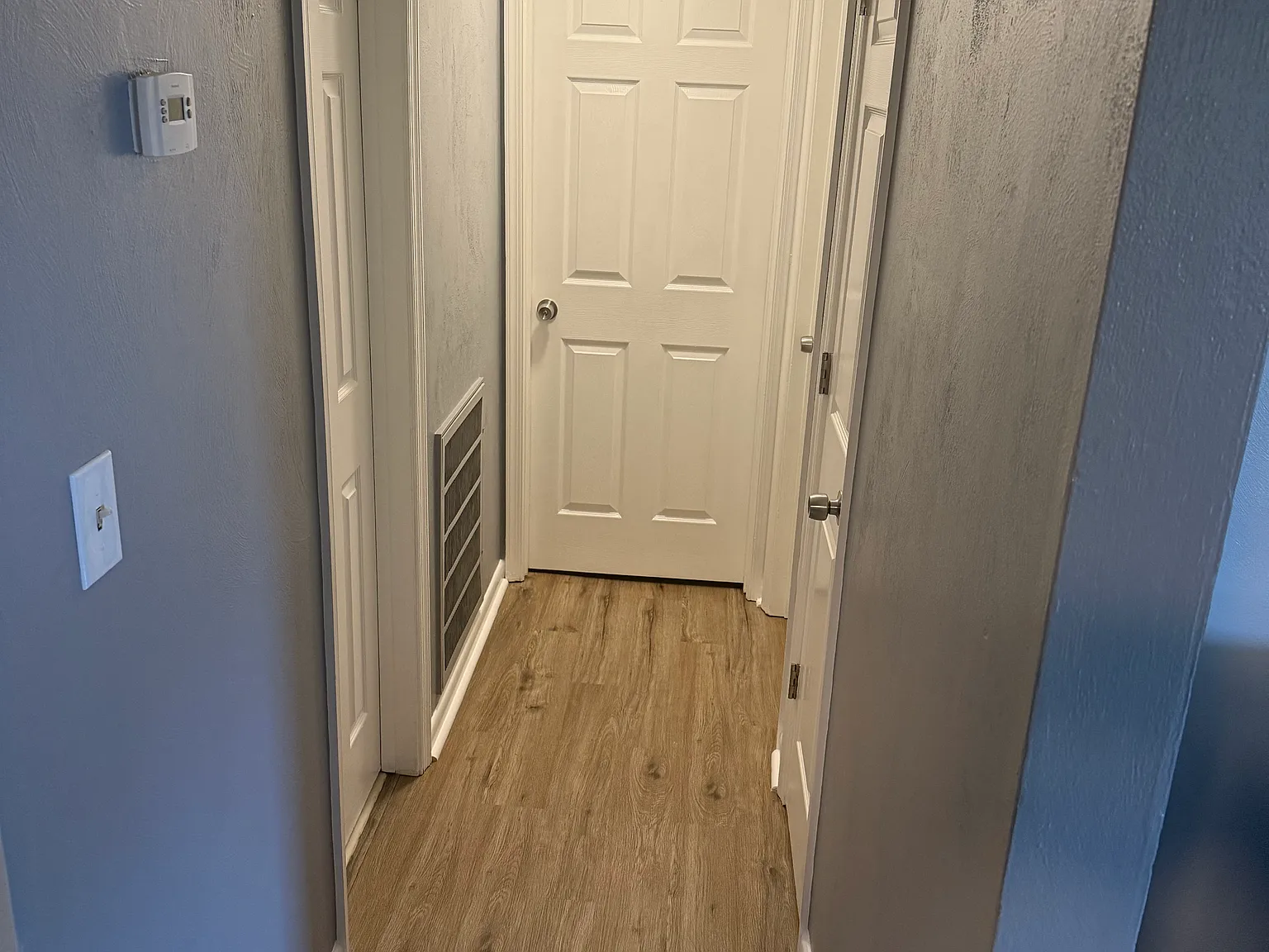 2 bed, 900 sqft, $1,800 — Photo 4