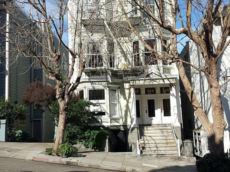 1st image of 842 Waller St