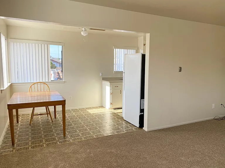 522 Riverside Ave — Photo 3