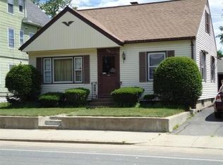 513 McKinstry Ave, Chicopee, MA 01020
