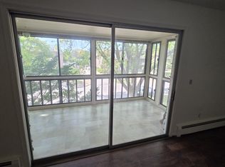 6305 York Ave S APT 301, Edina, MN 55435