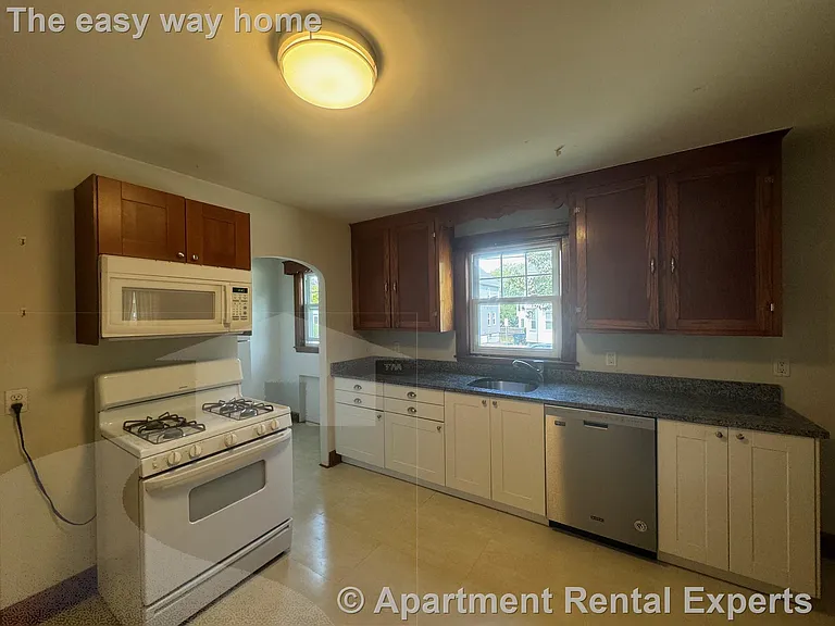 19 Hancock Ave — Photo 1