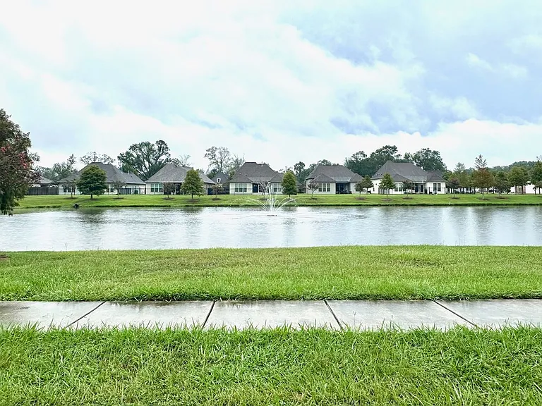 43283 Pond View Dr — Photo 27