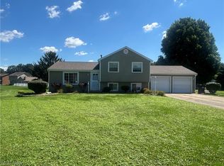 1302 Huntington Ct, Youngstown, OH 44512