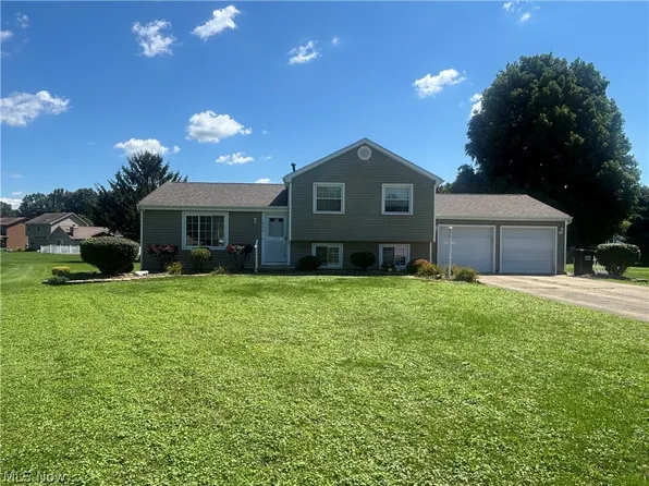 1302 Huntington Ct, Youngstown, OH 44512