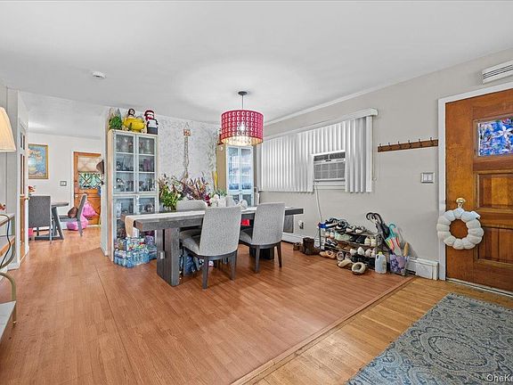 4th image of 76 Stevens Avenue