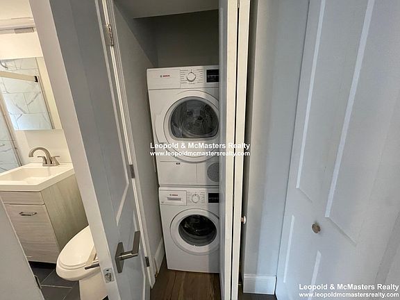 4th image of 118 Park Dr #41