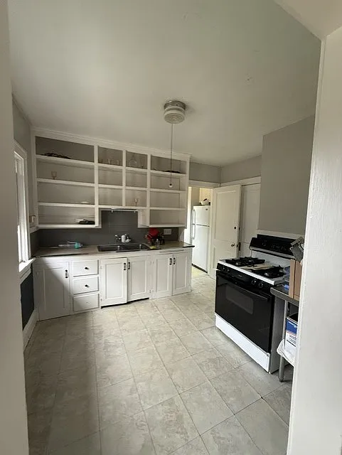 2 bed, 1225 sqft, $1,600 — Photo 4