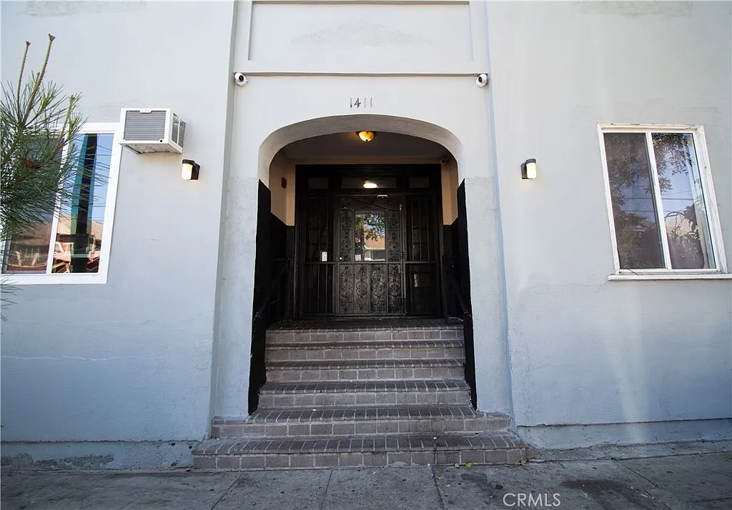 1 bed, 650 sqft, $1,750 — Photo 1