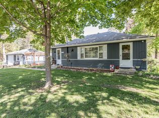 W1014 Florence Rd, Genoa City, WI 53128