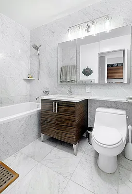 Rented by Keller Williams NYC | media 39