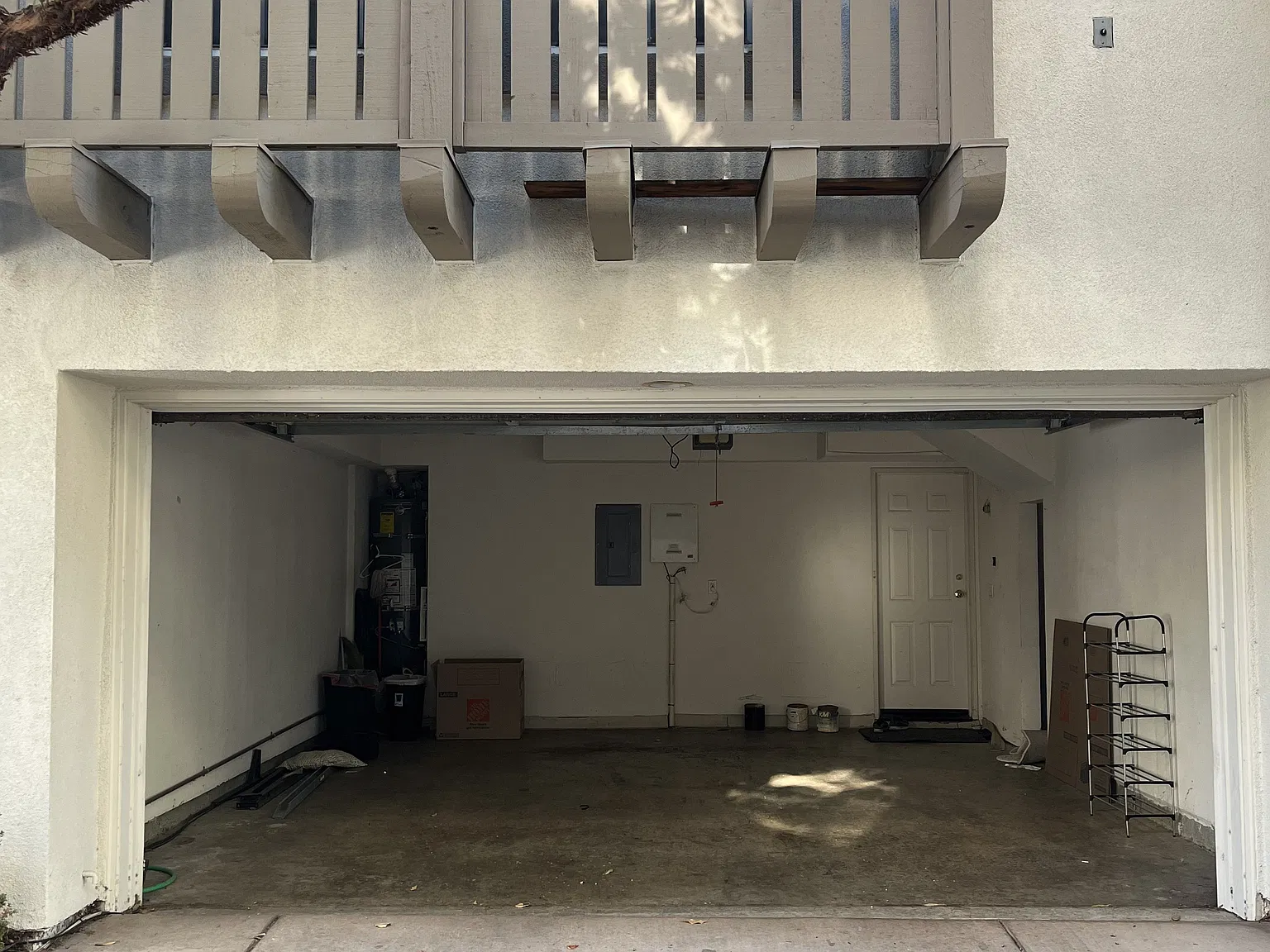 3 bed, 3.5 bath, 1534 sqft, $4,995 — Photo 3